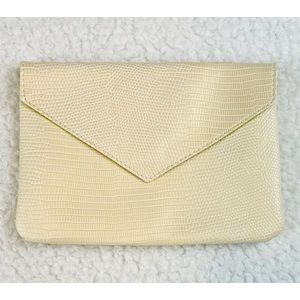 IPSY • Gold/Green Faux Snakeskin Envelope Mini Cosmetic Bag